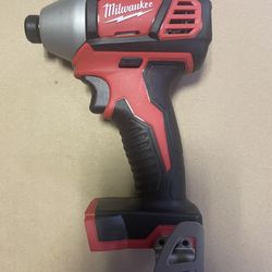 Milwaukee M18 18V Lithium-Ion Cordless 1/4 in. Hex Impact Driver (Tool-Only)