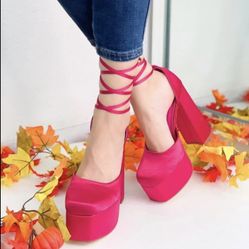 Heels Used Once $20 Size 6 1/2