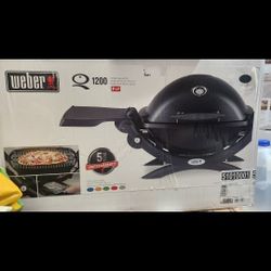 Weber Q1200 189-Sq. in Black Portable Liquid propane rill. Price is firm.