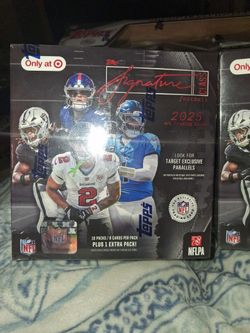TOPPS Signature Class 2025 Football Cards