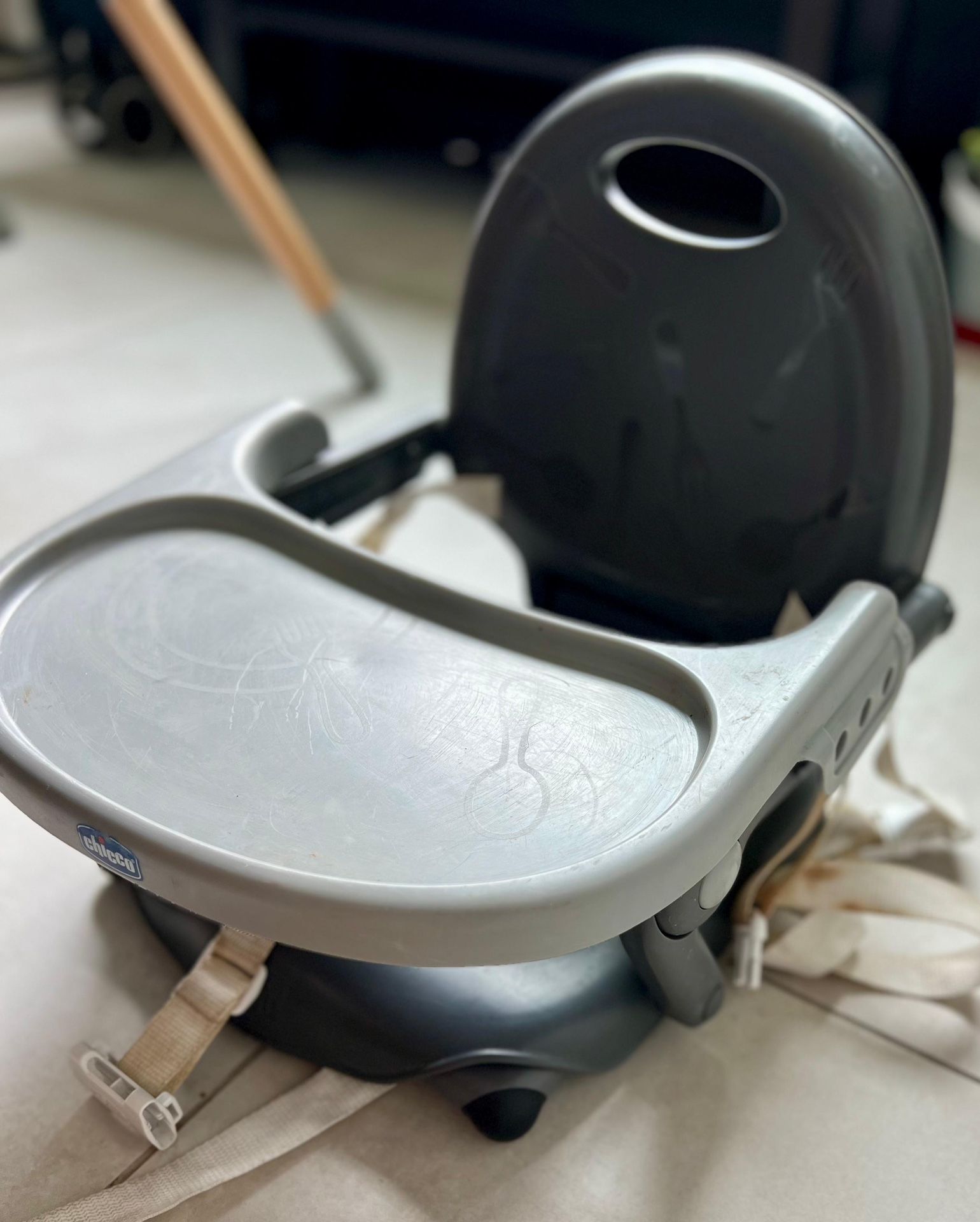 Chicco Pocket Snack Portable Booster Seat