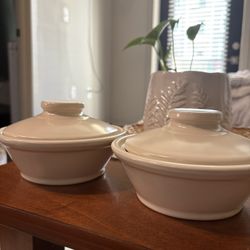 Vintage Covered Dishes (2)