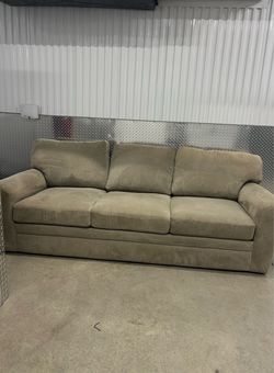 Sofa Couch FREE DELIVER