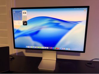 Apple Studio Display XDR