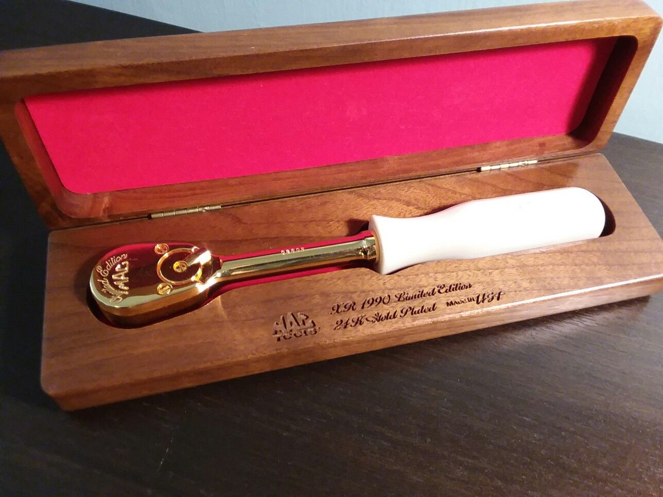 Mac Tools Limited Edition 1990 24K Gold Plated Ratchet with White Handle