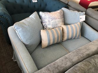 Darby Home Co Lathbury Love Seat