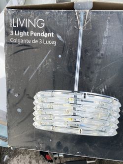 BRAND NEW 3 LIGHT PENDENT