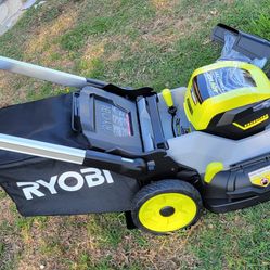 Podadora Rioby Batería I Cargador 