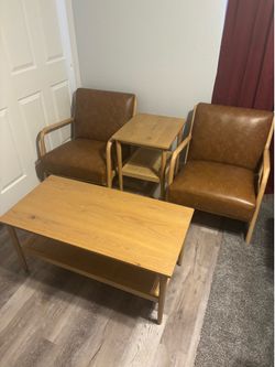 ‼️Free Delivery‼️ 2 chairs & tables