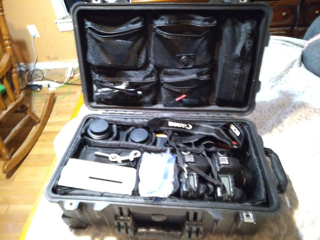 Professional Wedding Photography Case Of Equipment 