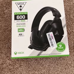 Turtle Beach Stealth 600 Gen 2 MAX Multiplatform Amplified Wireless Gaming Headset for Xbox Series X|S, Xbox One, PS5, PS4, Windows 10 & 11 PCs & Nint