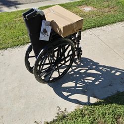 Light Weight 18inch Wheelchair Brand New 350ibs Capacity Never Used 150 Firm No Less 
