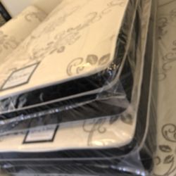 King Mattress And Boxspring We Deliver New