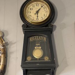 Wall Clock – Classic Antique Style