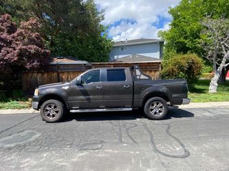 2006 Ford F-150 Lariat with the 5.4L Triton V8