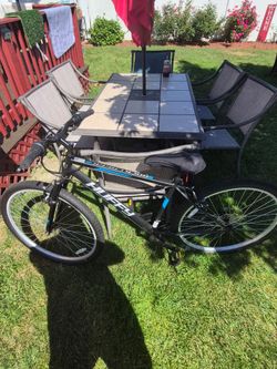 Huffy bike.