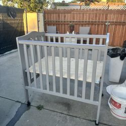 Baby Crib 