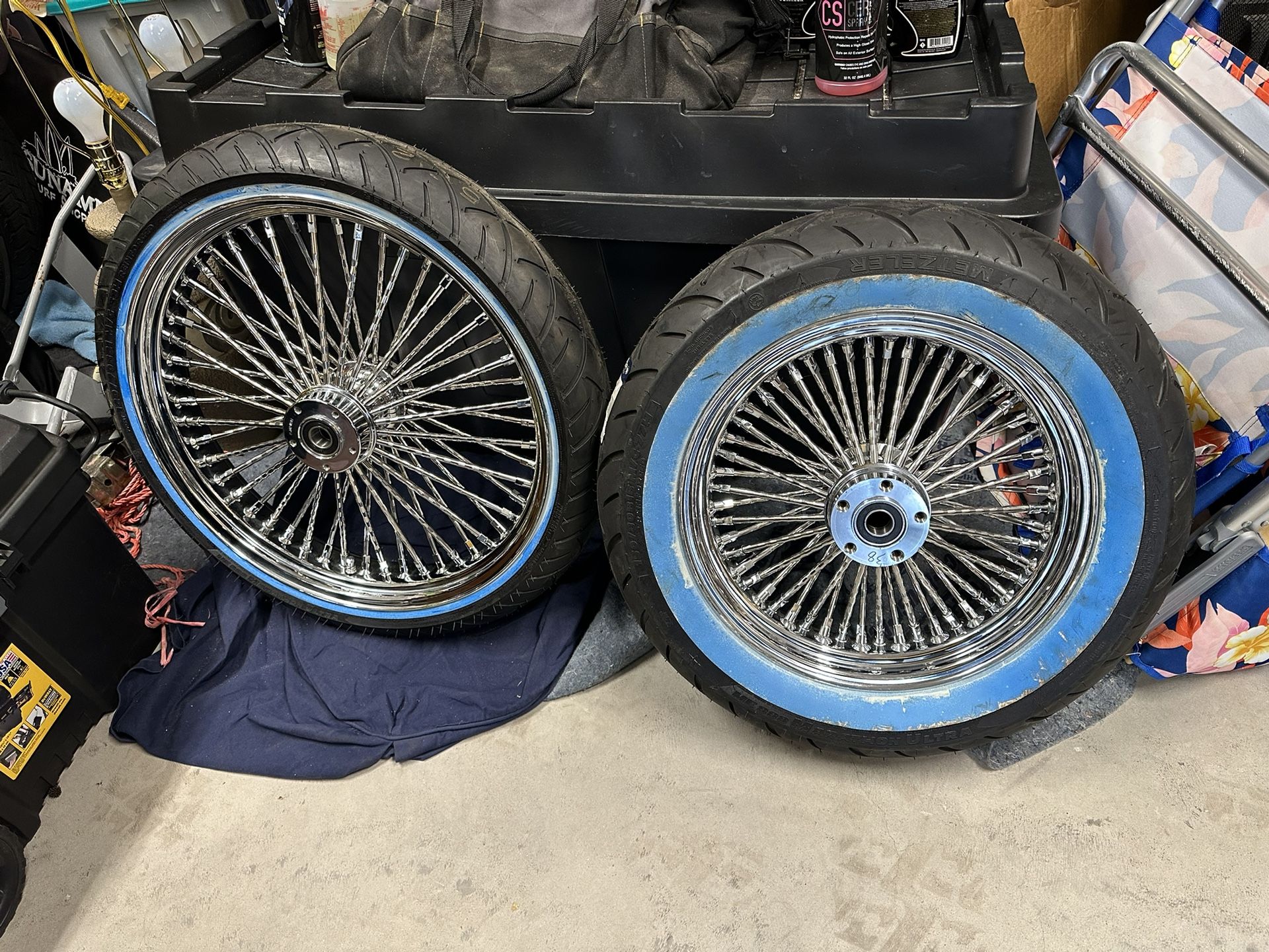 DNA Spoke Twisted Wheels