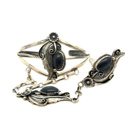 Vintage Sterling Black Stones Cuff Ring