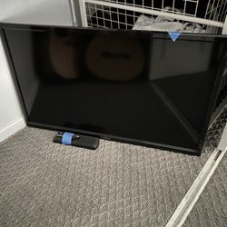 27” Tv With Wall Mount