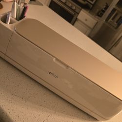 Cricut Maker 4 Brand New 