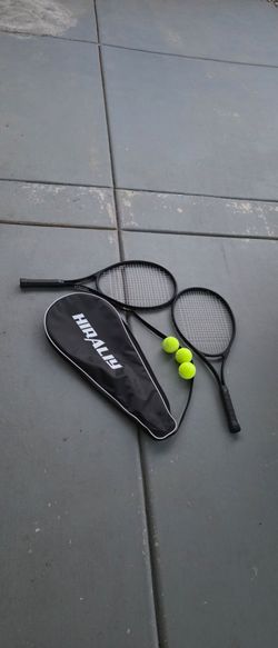 HIRALIY Tennis Rackets 2 Pack for Adults Beginners - 27 Inch Lightweight Aluminum Tennis Racquet Set with 3 Balls & Carry Bag - Vibration Dampening & 