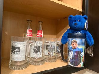 Vintage 90s Dallas Cowboys Mugs & More