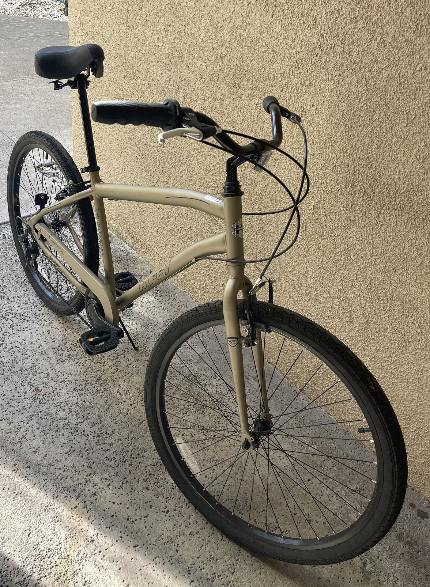 Huffy Parkside Comfort Bike, Fits Riders 5'0+