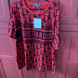 Two extra large T-shirt