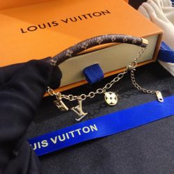 L V Bracelet 