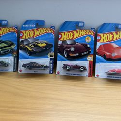 Hot Wheels Set of 4 