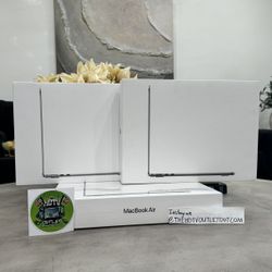 13.6” Apple MacBook Air M2 Chip 8gb 256gb