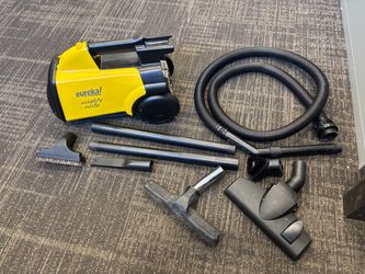 Vacuum Eureka mighty mite