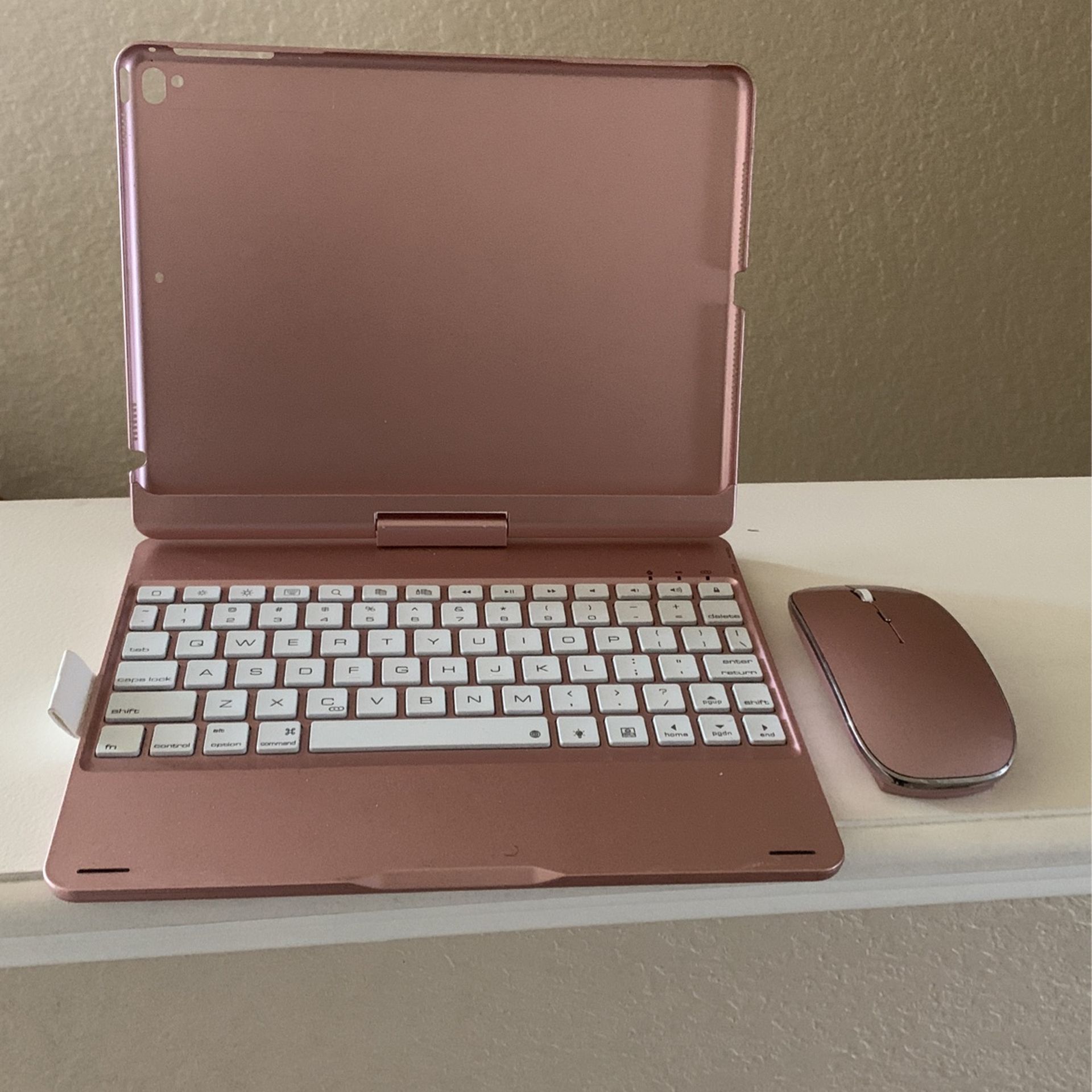 iPad Bluetooth Keyboard And Bluetooth Mouse