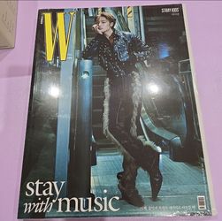 W KOREA I.N Magazine June 2024 Stray Kids

Brand new sealed