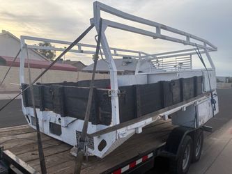 Welding/service bed