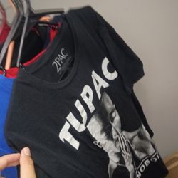 Tupac Size Xl