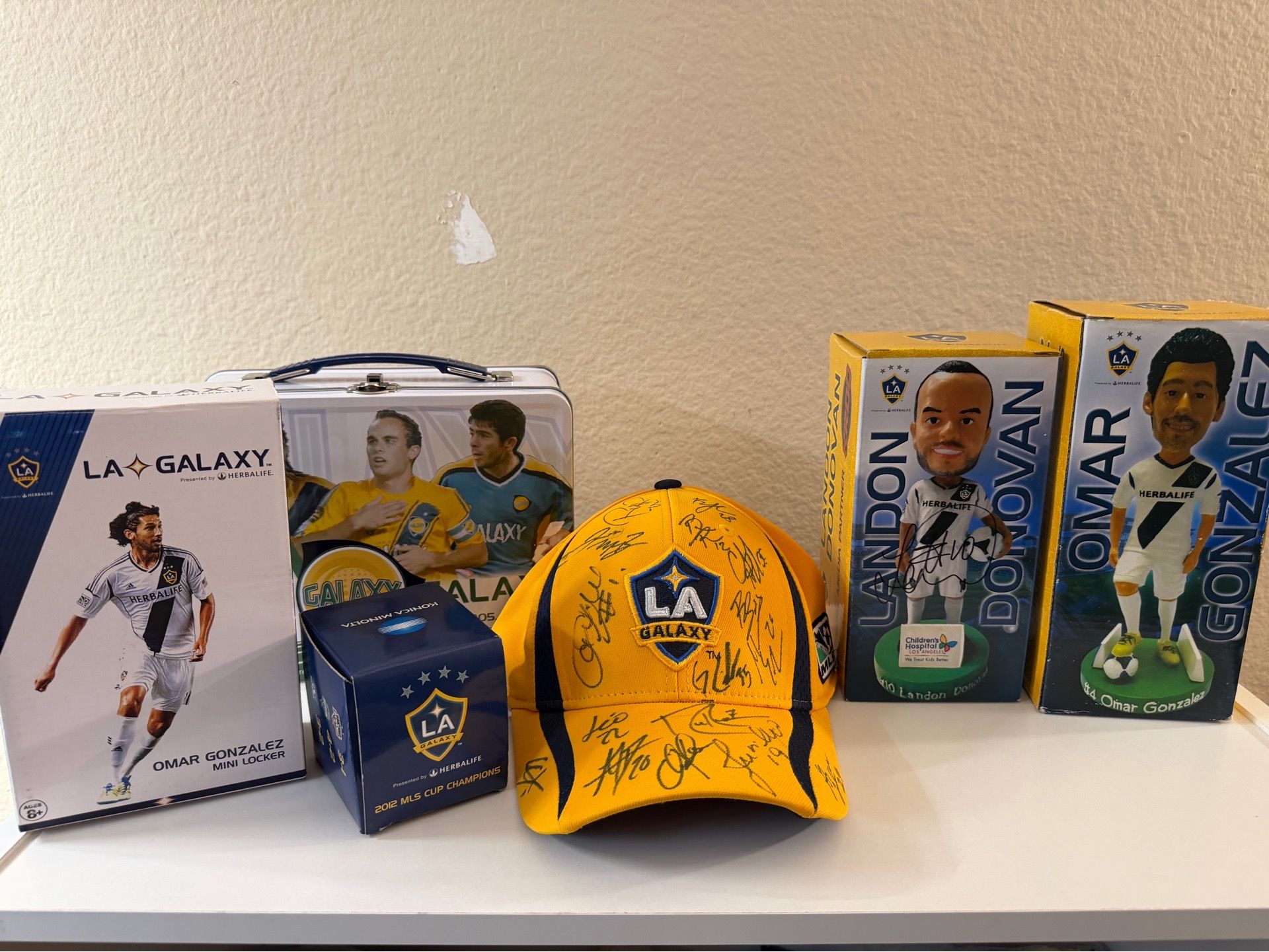 Signed LA Galaxy 2012 Memorabilia