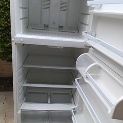 Refrigerator For Sale 