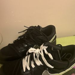 Lot 50 Dunks Throw Price