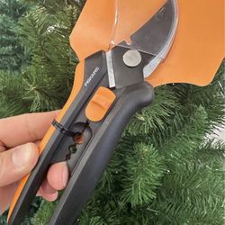 Bypass Floral Pruning Shears – Black & Orange 1/2” Cut Capacity • Ergonomic • Brand New 