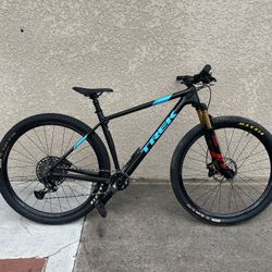 Trek Pro caliber 2020 L