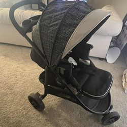 Graco Stroller With Detachable Accessories