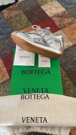 Bottega veneta white and silver orbits