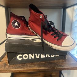 Like NEW converse