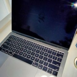 MacBook Pro 13" Mid 2017 128gb