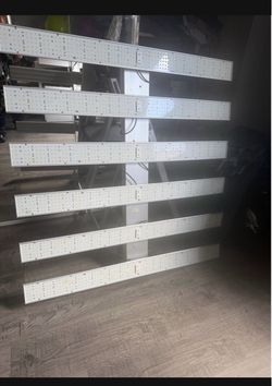 LED GROW LIGHTS-1000watts. 13-LIGHTS=$2000