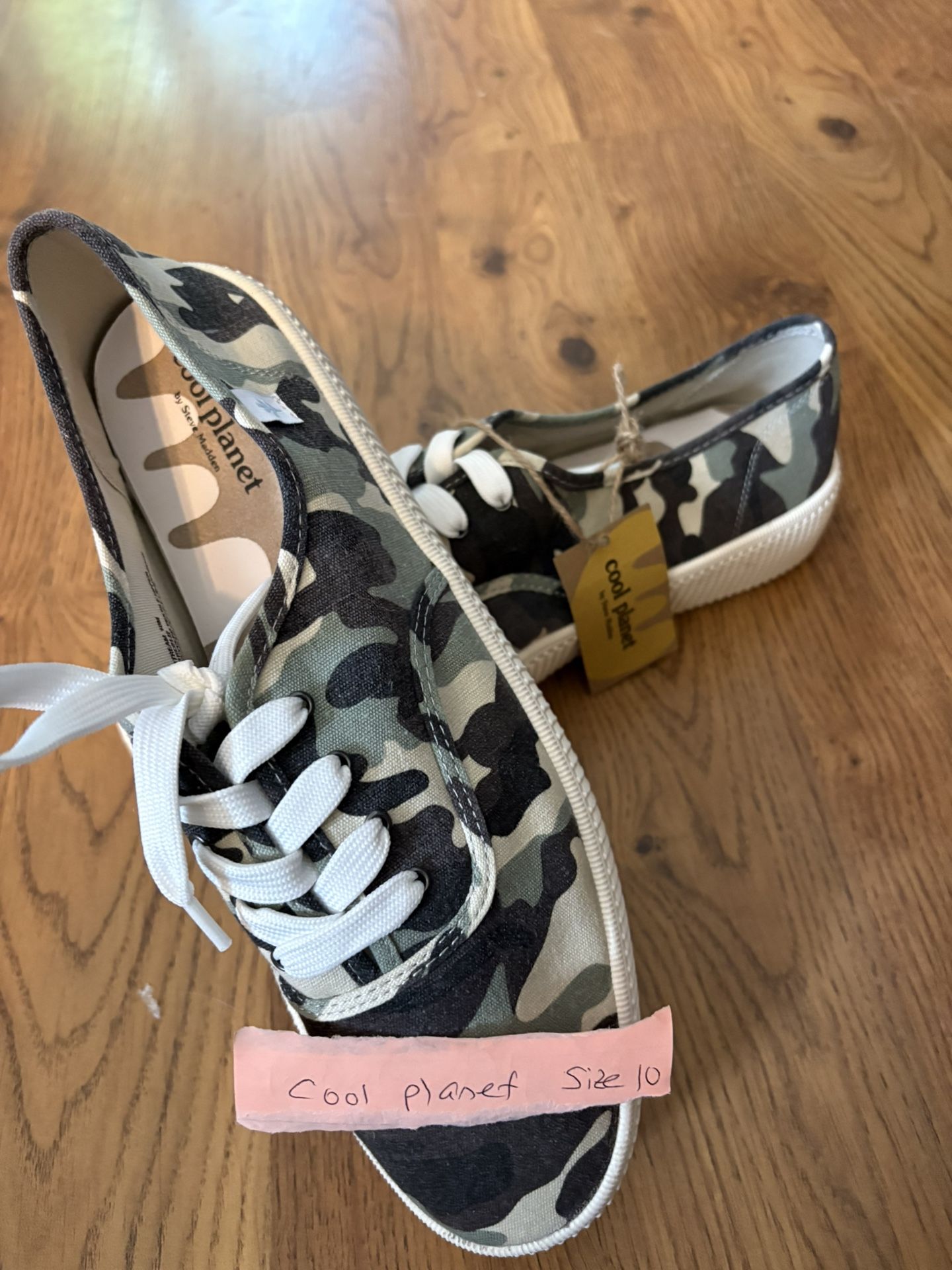 Cool Planet Brand New Size 10 Sneakers Pu Bridgewater 