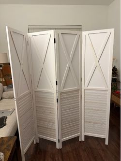 Room divider