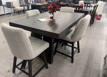 Burkhaus Counter Height Dining Set !!! 4TH OF JULY WEEKEND DEAL!!!